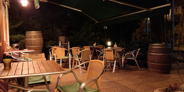 Pikk Dáma Söröző - Vendéglátás