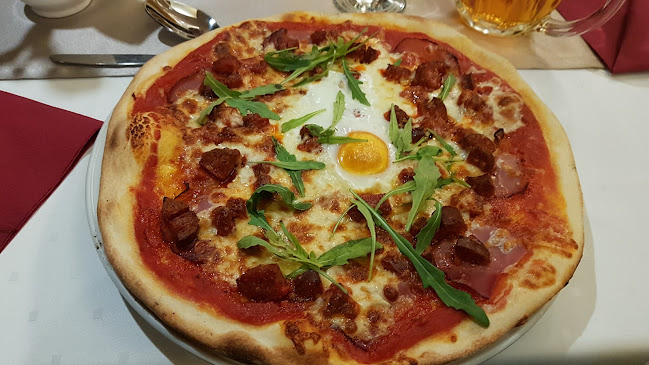 Opinii despre Turul Étterem, Panzió în Kaposvár - Vendéglátás