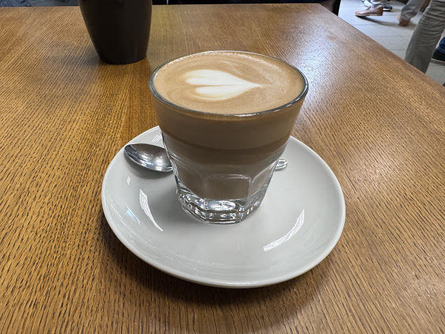 Opinii despre Manetti Coffee Pest în Budapest - Vendéglátás