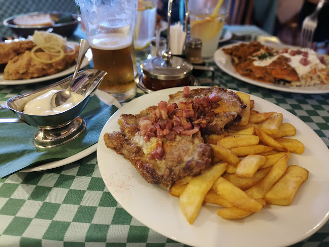 Matróz Dunaparti Kisvendéglő - Vendéglátás