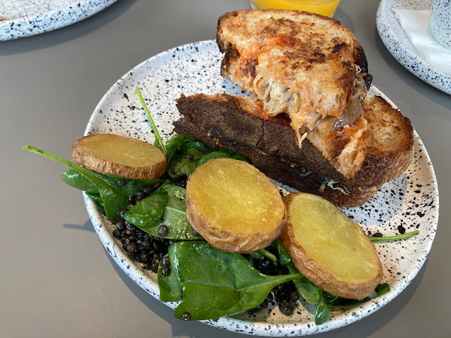 Budapest, Margit körút 75-87, 1024