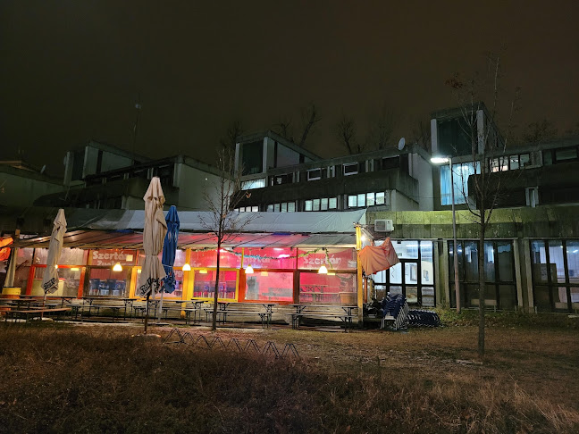 Comentarii opinii despre Szertár