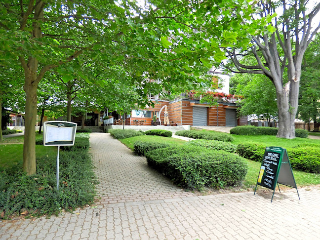 Kis Molo Kávézó Étkezde - Budapest