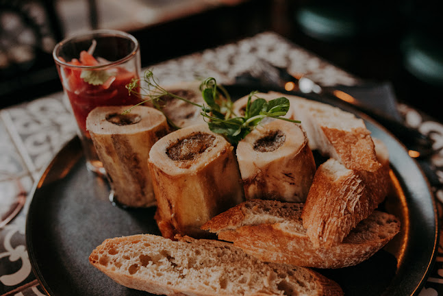 Comentarii opinii despre Krak'n Town Steampunk Saloon