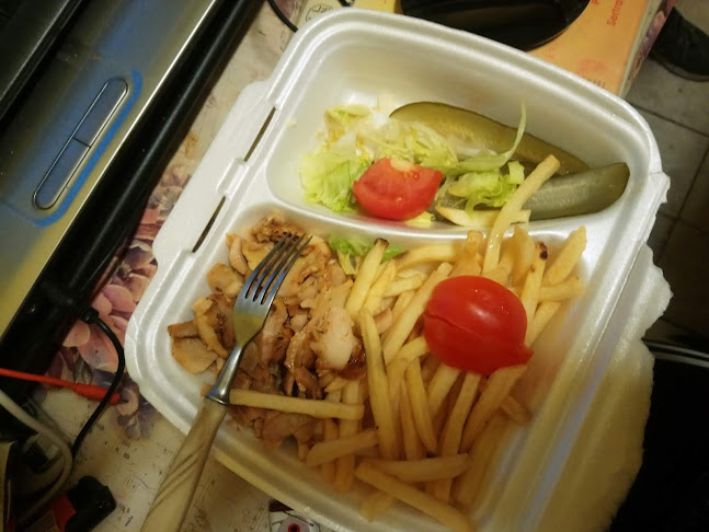 Opinii despre Roberto Gyros Gyorsétterem în Szentes - Vendéglátás