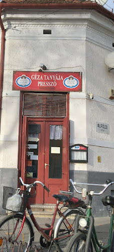 Opinii despre Géza Tanyája Presszó în Szeged - Vendéglátás