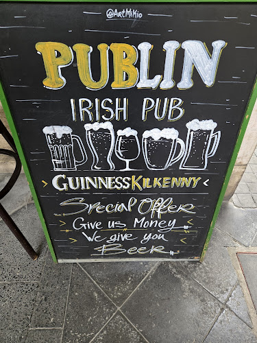 Budapest, Madách Imre tér 5, 1075