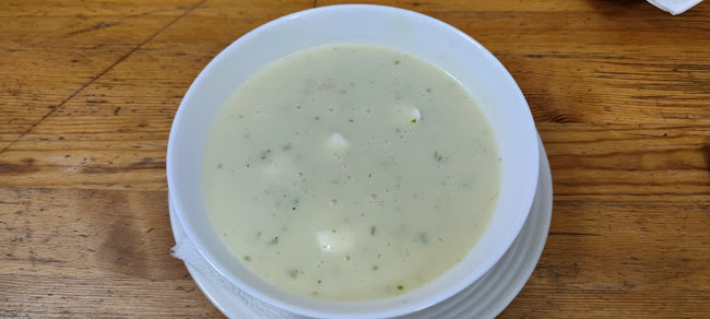 Opinii despre Vigadó Étterem és Söröző în Budapest - Vendéglátás