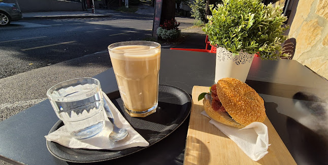 Opinii despre JÓkenyér în Budapest - Vendéglátás