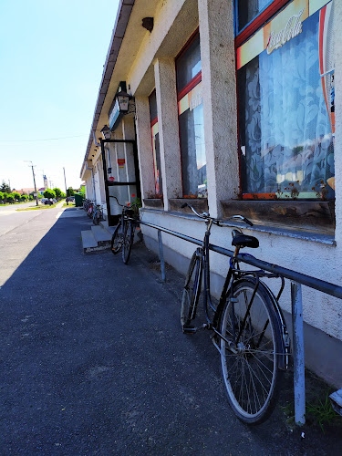 Comentarii opinii despre Akácfa Vendéglő