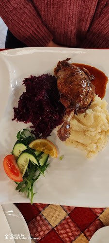 Comentarii opinii despre Gulyás udvar Étterem