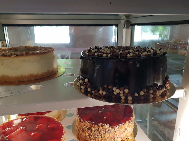 Opinii despre Tücsi-süti cukrászda în Törökbálint - Vendéglátás