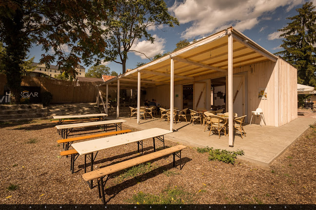 Zsámbék, Akadémia u. 2, 2072