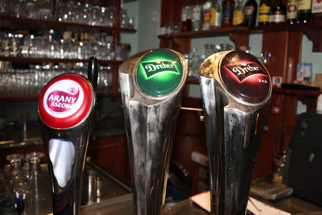 Opinii despre Piccolo Sörbár în Budapest - Vendéglátás