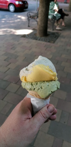 Salgótarján, Erzsébet tér 6, 3100