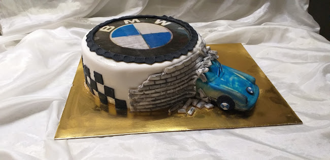 Comentarii opinii despre Cafe Ameretto Vendéglő és Cukrászda