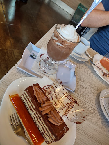 Comentarii opinii despre Don Bosco Cukrászda -Római tér-