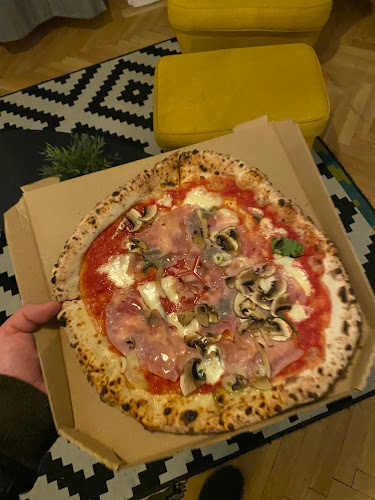 Budapest, Kazinczy u. 32, 1075