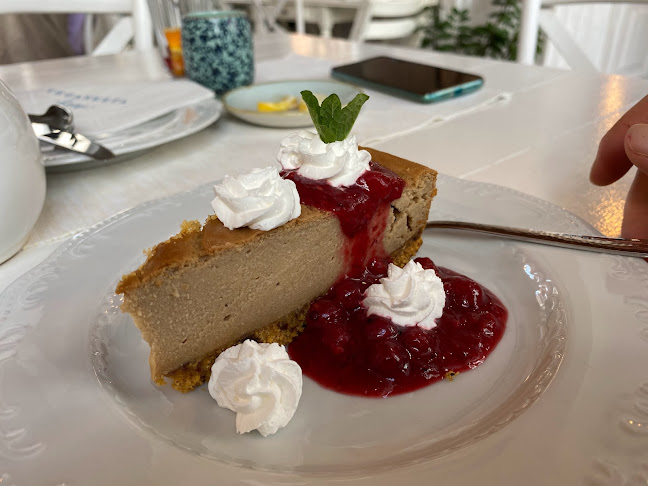 Balatonalmádi, Dr. Óvári Ferenc u. 72, 8220