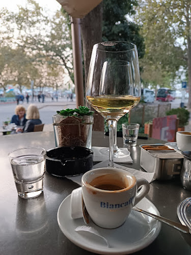 Opinii despre Coctail Drink în Siófok - Vendéglátás