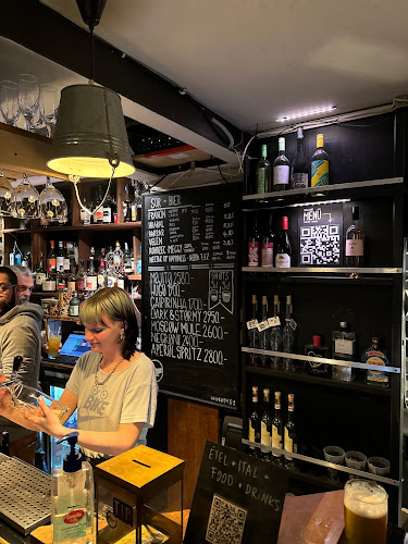 Fekete Kutya - Vendéglátás