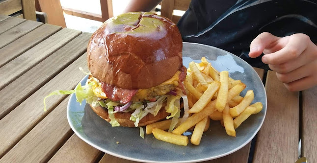 Comentarii opinii despre Mátyás Udvar Bisztró & Terasz