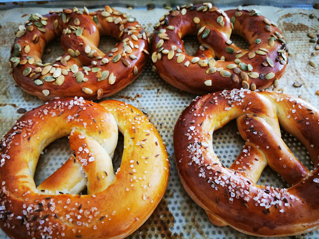 Pékvarázs Kézműves Pékség - Vendéglátás