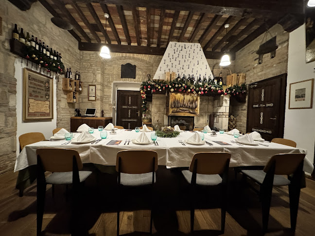 Trattoria Pomo D'Oro - Budapest