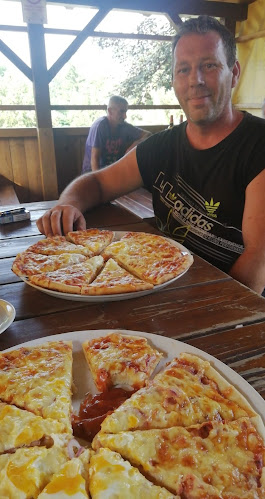 Adacsgyöngye Pizzeria - Kunadacs