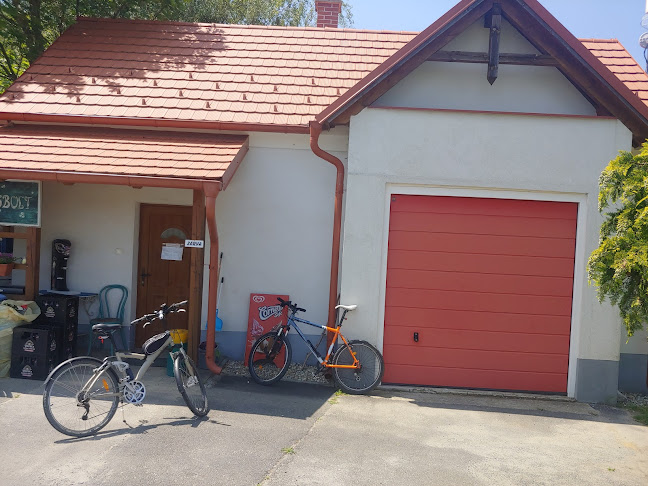 Comentarii opinii despre Ketvölgy Kertje kultúrtörténeti Kávézó és Étterem