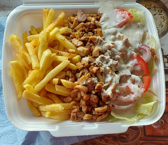 Opinii despre Luki's Burger în Tass - Vendéglátás