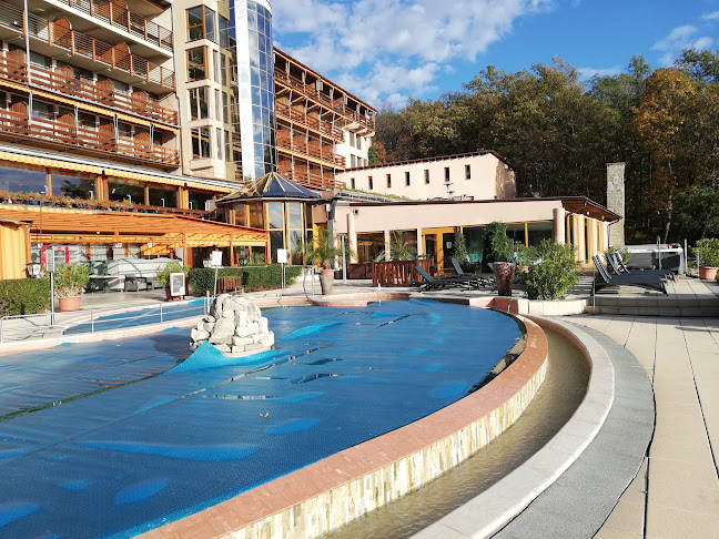 Törökbálint, Tópark u., 2045