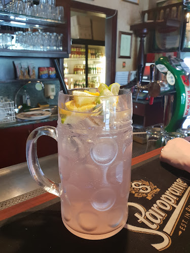 Comentarii opinii despre Vigadó