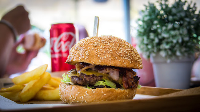 Comentarii opinii despre Lia Büfé