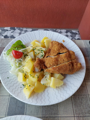 Opinii despre Márvány Étterem în Süttő - Vendéglátás