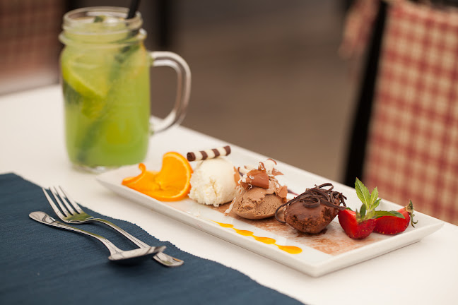 Gomba Étterem és Pizzéria - Vendéglátás