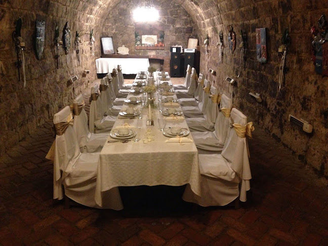 Borköltők Társasága Pince Étterem - Budapest