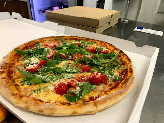 Bor & Bazsalikom Pizzéria, Étterem - Sárospatak