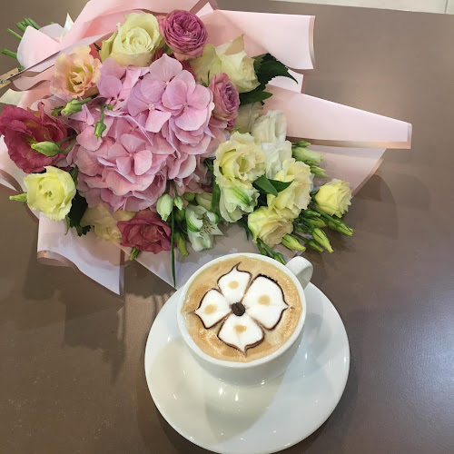 Comentarii opinii despre Szilva Cafe