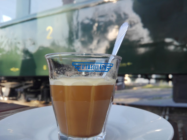 Peron Presszó - Vendéglátás