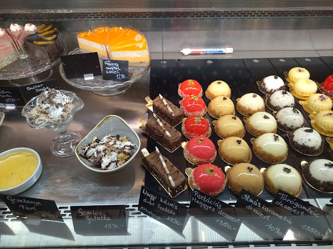 F098, Allee Bevásárlóközpont, Budapest, Október huszonharmadika u. 8-10-I. emelet, 1117