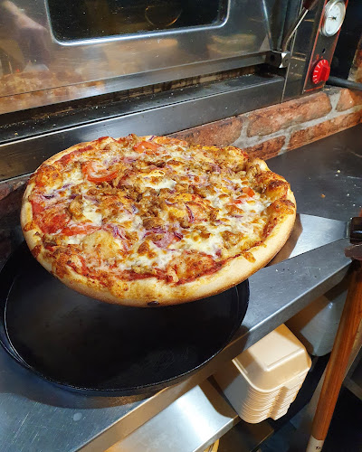 Opinii despre Ciao! Grill, Gyros & Pizza Bar în Vámospércs - Vendéglátás