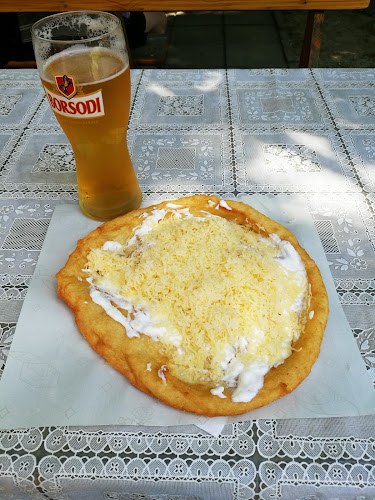 Opinii despre Strand büfé în Fadd - Vendéglátás