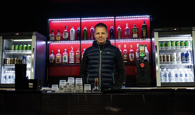 Opinii despre Mobilbar în Kaposvár - Vendéglátás