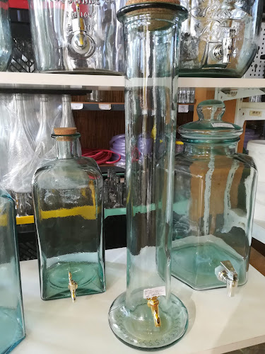 Comentarii opinii despre Víg Borász Bt. Borászok Boltja