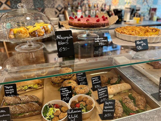 Comentarii opinii despre Frida Kávéház