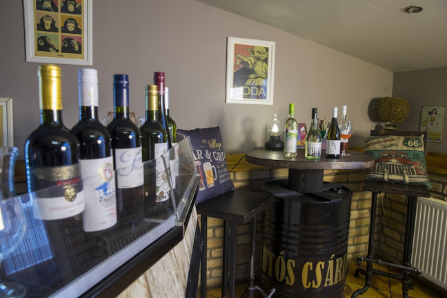 Comentarii opinii despre Autós Pub