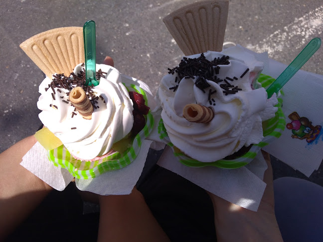 Opinii despre Benedettó Fagylaltozó, Kávézó în Győr - Vendéglátás