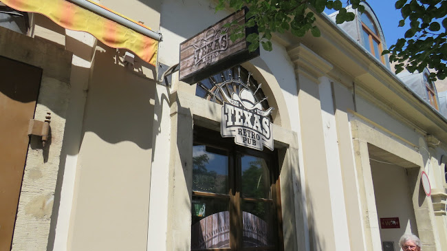 Opinii despre Texas Retro Pub în Bonyhád - Vendéglátás
