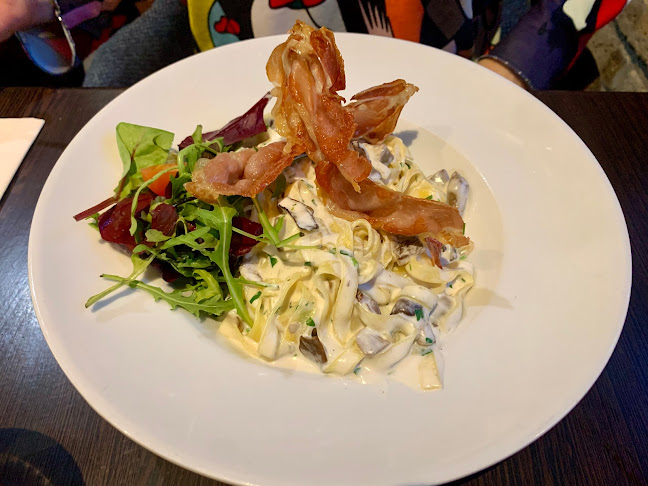 Opinii despre Notte Trattoria în Zsámbék - Vendéglátás